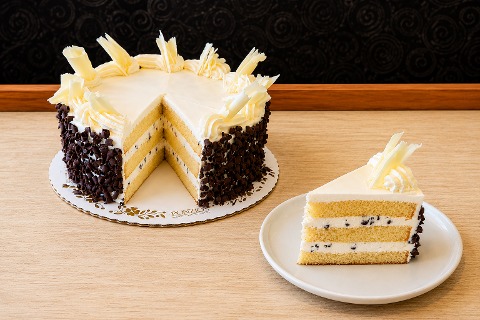 White Chocolate Cream Cake
